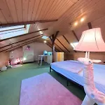 Haus Mit Grossen Garten Mit Neuer Umgebaute Kueche Tatil Evi *
