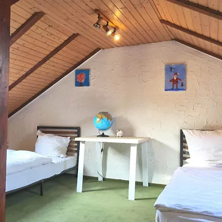 Haus Mit Grossen Garten * Dreieich