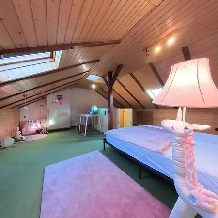 Haus Mit Großen Garten Mit Neuer Umgebaute Küche Ferienhaus *