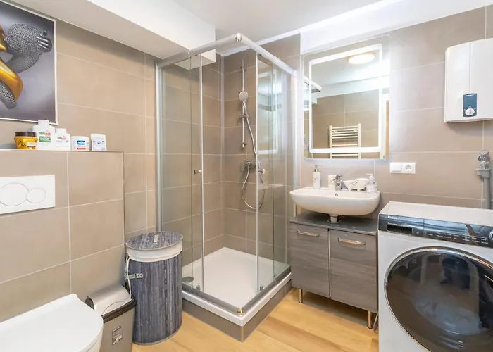 Haus Mit Grossen Garten * Драйайх