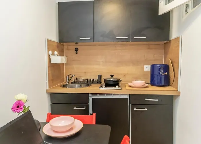 Haus Mit Grossen Garten Дом отдыха *