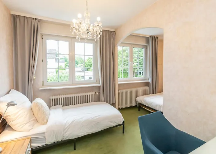 Haus Mit Grossen Garten Дом отдыха *