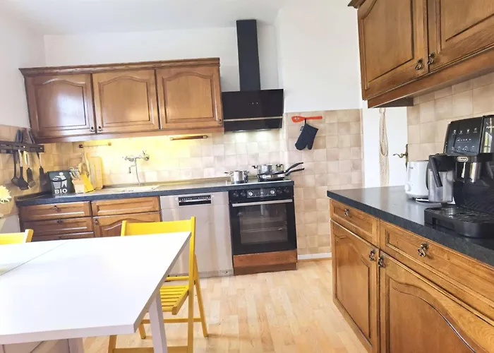 Haus Mit Grossen Garten Дом отдыха *