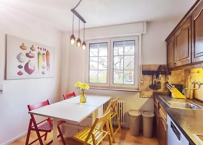 Haus Mit Grossen Garten Драйайх